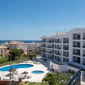 vista-das-ondas-308.hotelaalgarve.com/