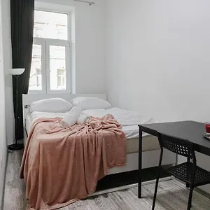 Magnificent 5br Shared - Perfect For Longstays Apartament