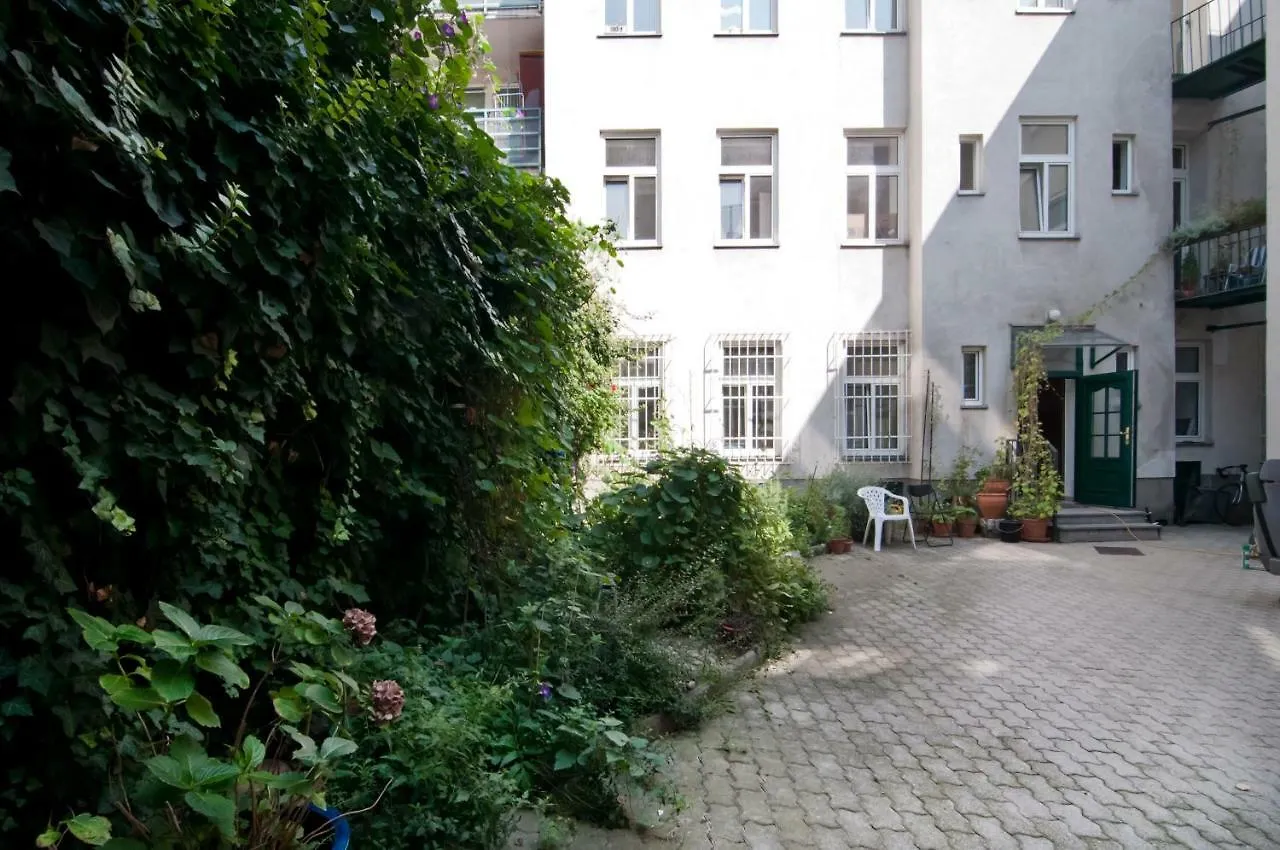 Stylish Self-Check-In Apartment With 2 Bedrooms Vienna