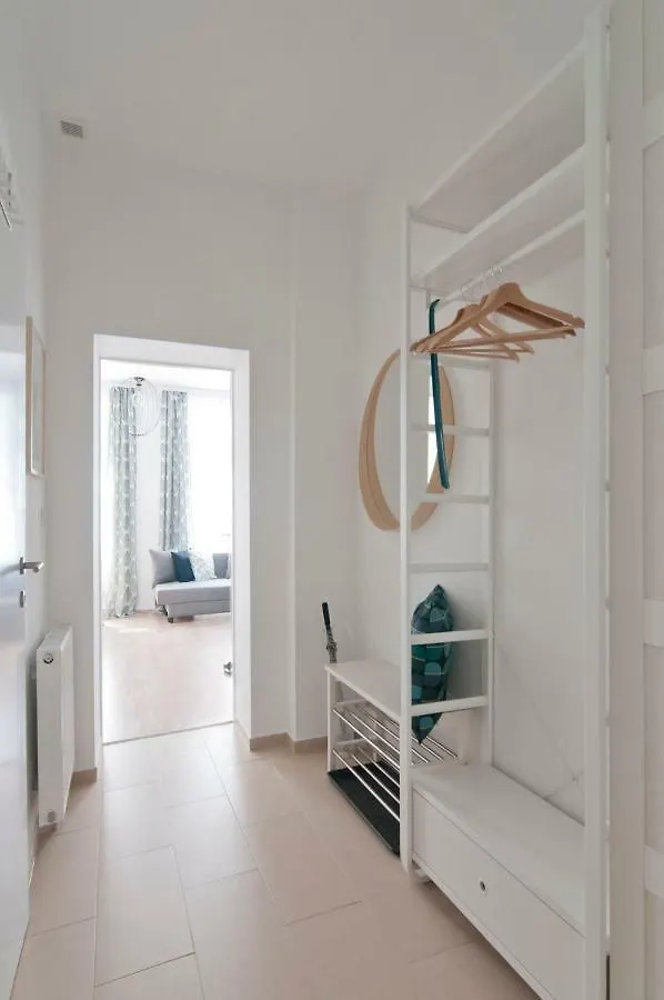 Stylish Self-Check-In Apartment With 2 Bedrooms Bécs 0*,  Ausztria
